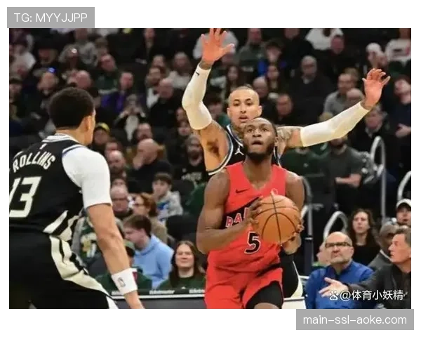 奎克利32分9助攻率猛龙大胜雄鹿，终结对手三连胜